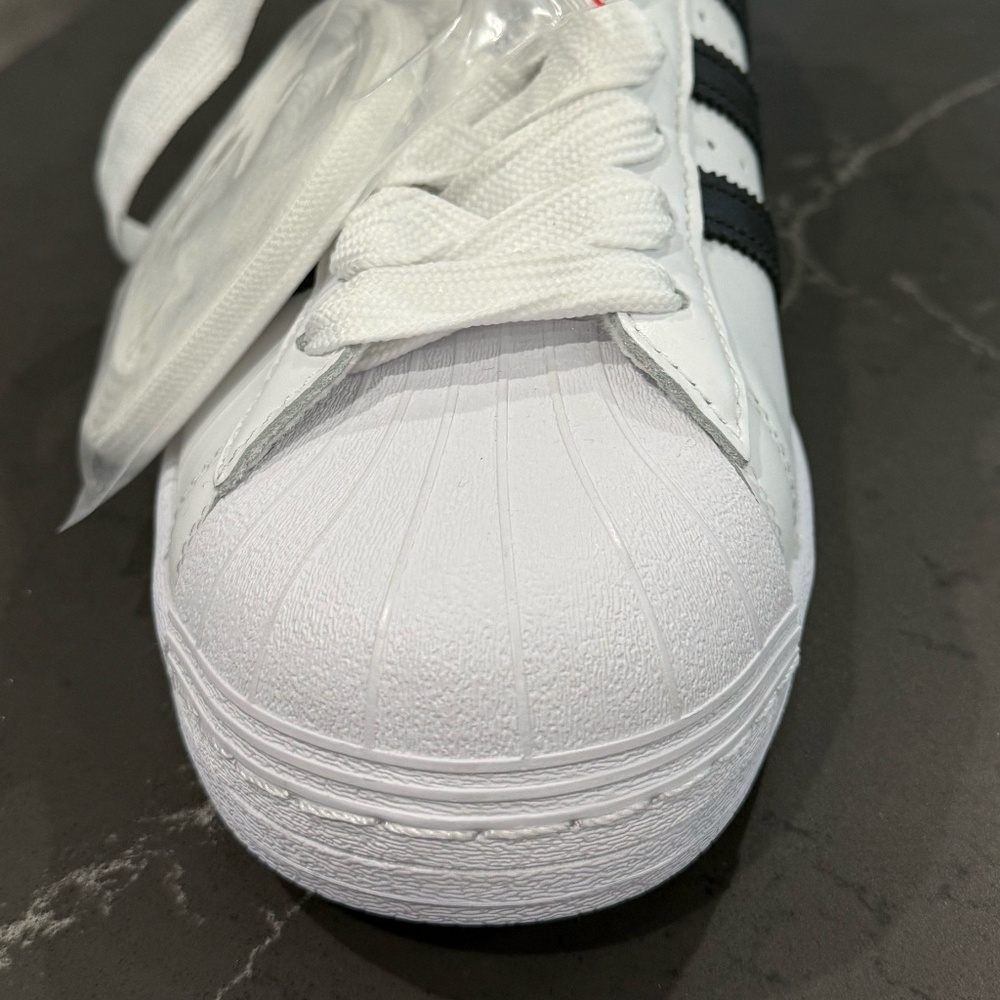 Adidas Superstar 50th Anniversary Run DMC ORIGINALS DS - New (size 9.5 US) - Picture 3 of 8